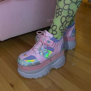 Sugar Thrillz Fairywalker Platform Sneakers Size 10